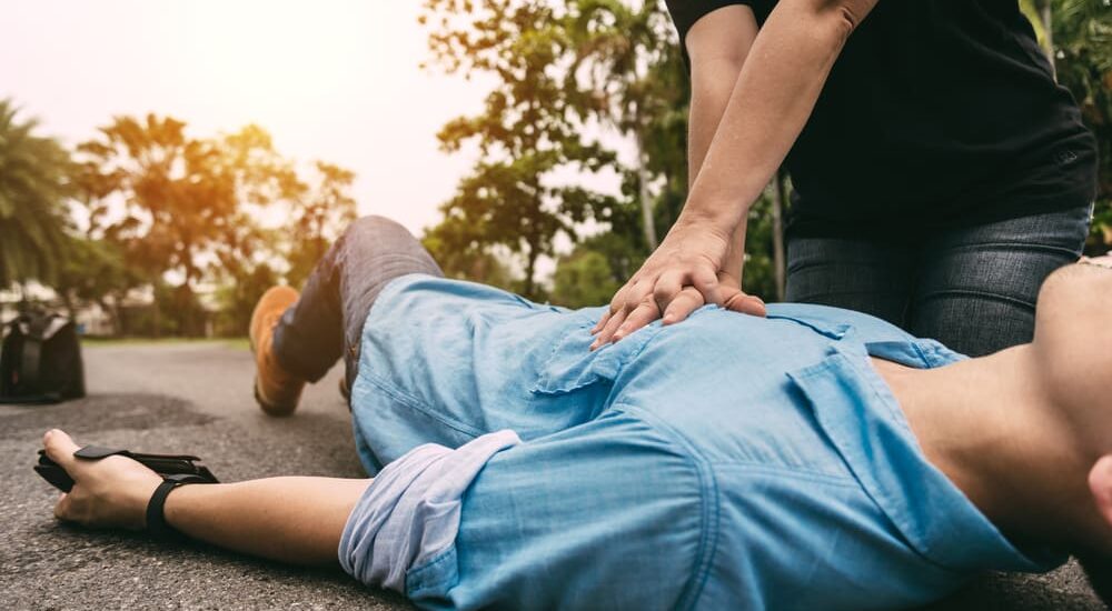 First aid course in Calgary - AIP Safety